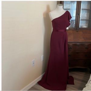 NWT Vera Wang Wine colored long Dress size 2